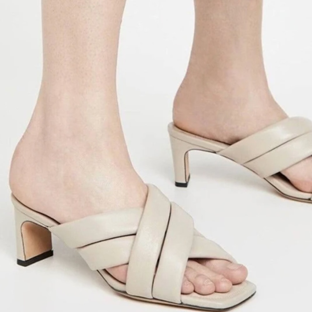 Anine Bing Beige Crisscross sandal